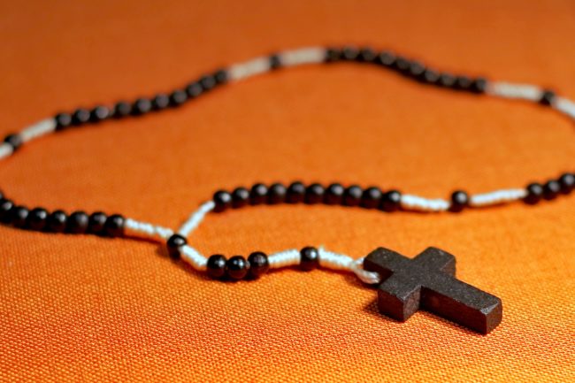 beads-catholicism-cross-236319